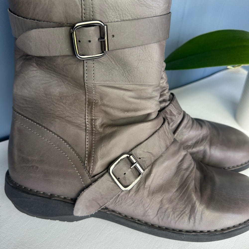 Miz Mooz Grey Leather Buckled Mid Pasha Boots Women's 41 NWOT - Picture 7 of 12